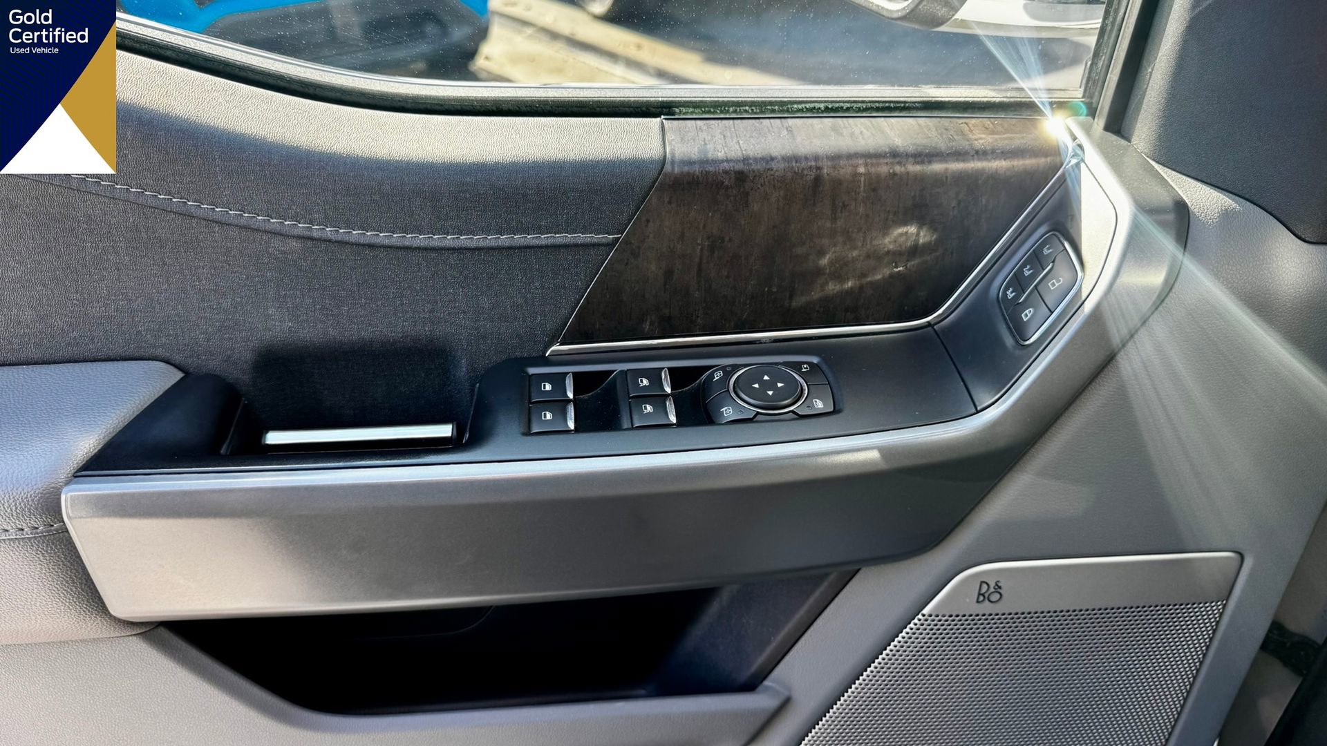 Used 2023 Ford F150 Lariat w/ Equipment Group 502A High image 40