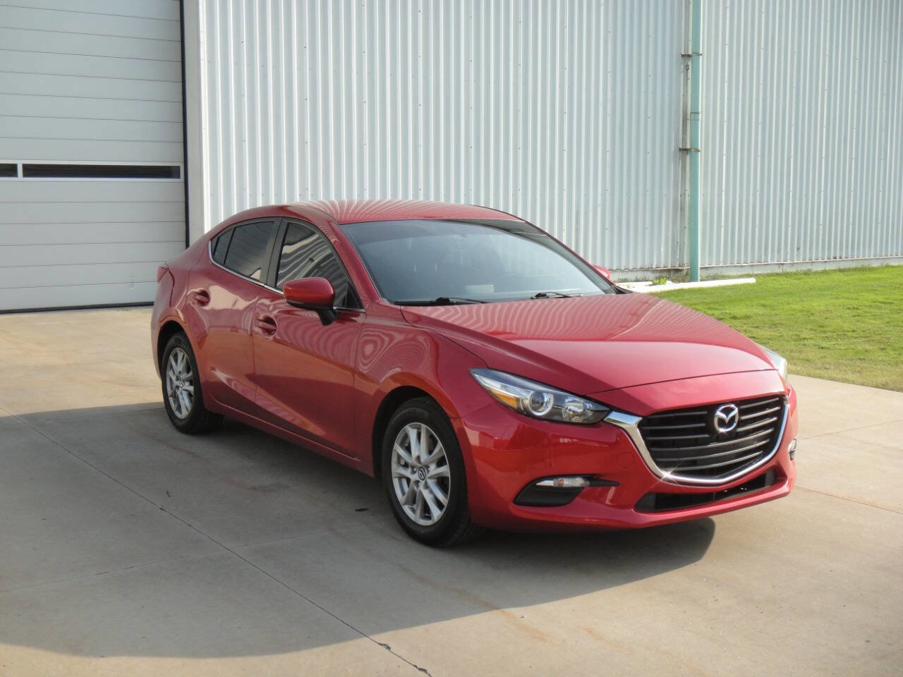 Used 2017 MAZDA MAZDA3 Sport w/ Preferred Equipment Package image 4