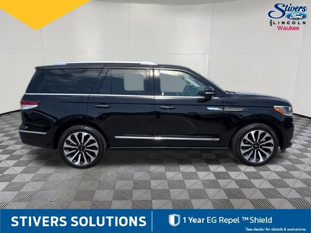 Used 2023 Lincoln Navigator Reserve image 4
