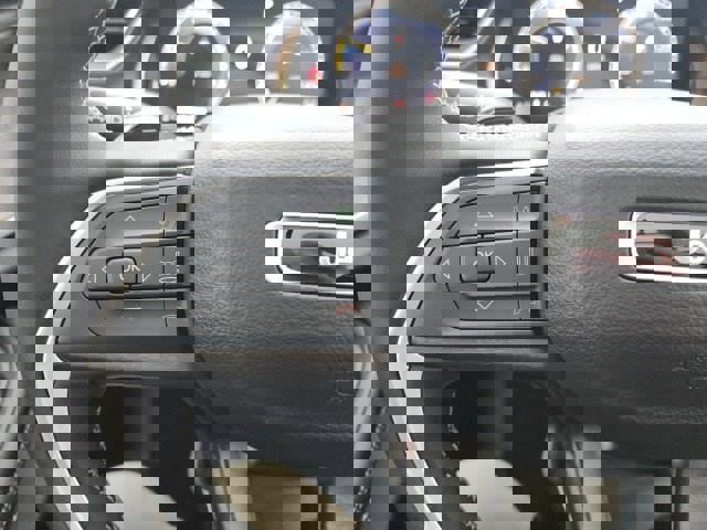 New 2025 Jeep Grand Cherokee L Limited image 16