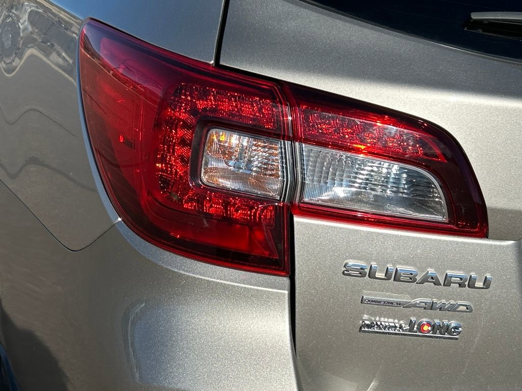 Used 2017 Subaru Outback 2.5i Limited image 33