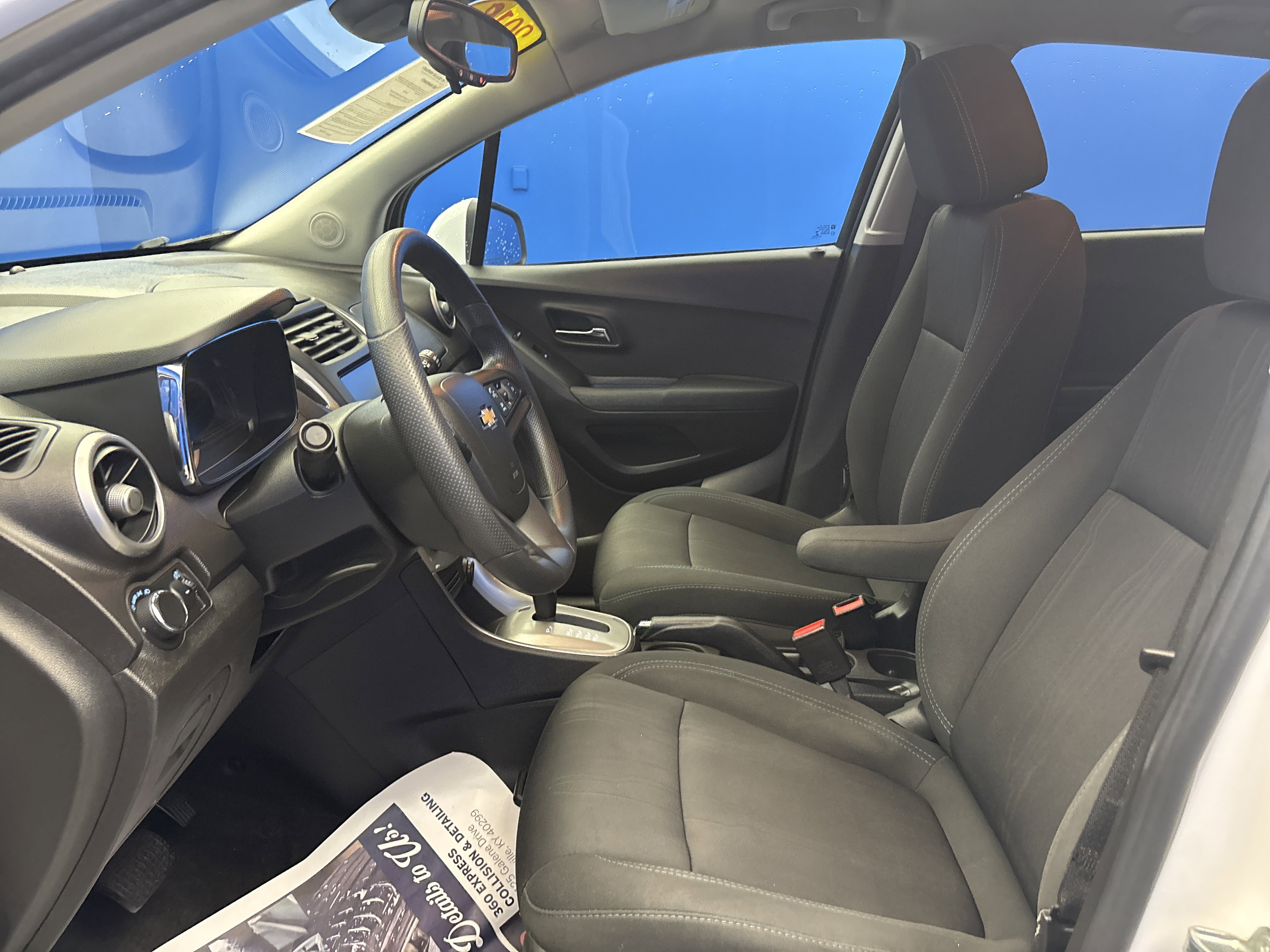 Used 2016 Chevrolet Trax LT image 12