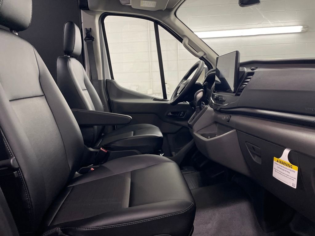 New 2026 Ford Transit 250 148 Medium Roof w/ Load Area Protection Package image 29