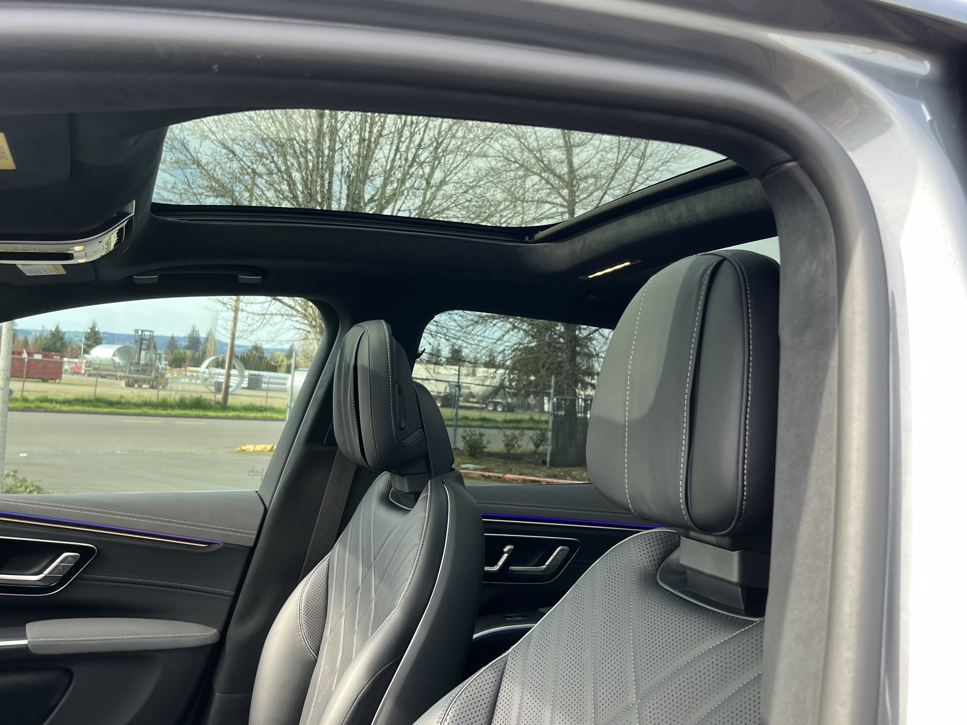 Used 2023 Mercedes-Benz EQS 580 4MATIC SUV image 19