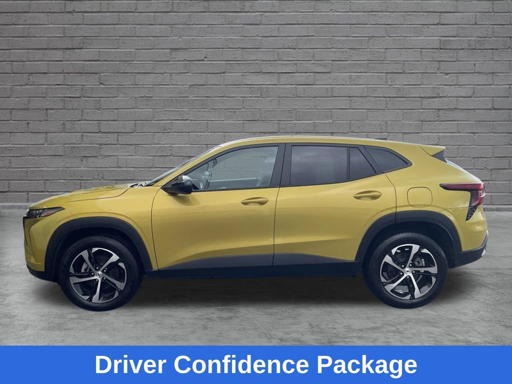 Used 2024 Chevrolet Trax RS w/ Driver Confidence Package FWD image 5