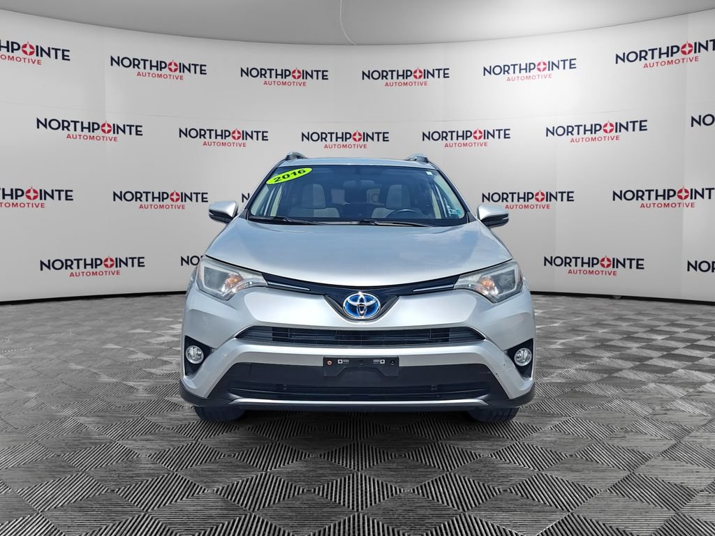 Used 2016 Toyota RAV4 XLE AWD/4WD image 8