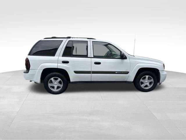 Used 2004 Chevrolet TrailBlazer LS w/ LS Preferred Equipment Group AWD/4WD image 8