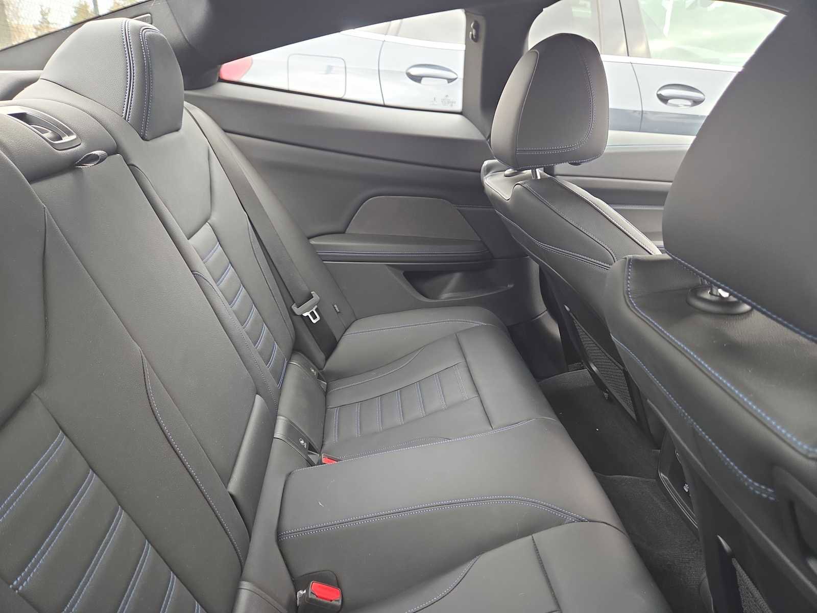 Used 2021 BMW 440i xDrive Coupe w/ Premium Package image 14