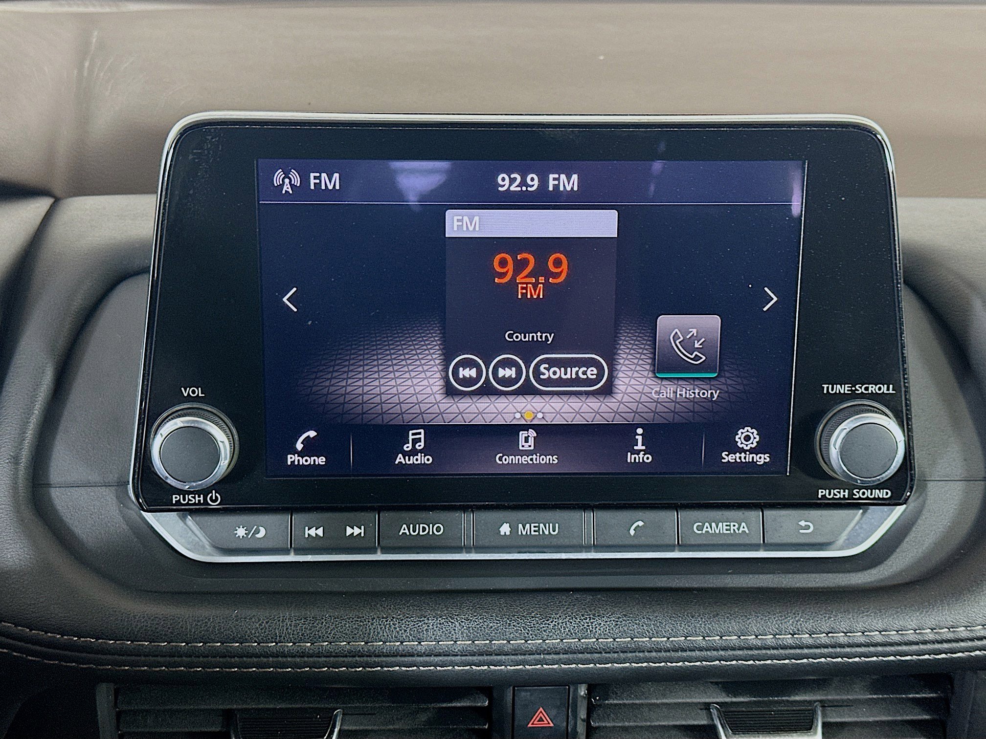 Used 2023 Nissan Rogue S image 21