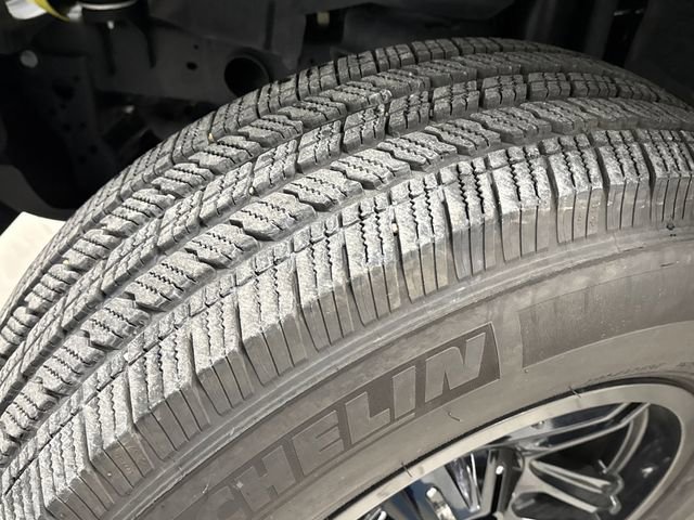 Used 2023 Jeep Wrangler Sport S image 35