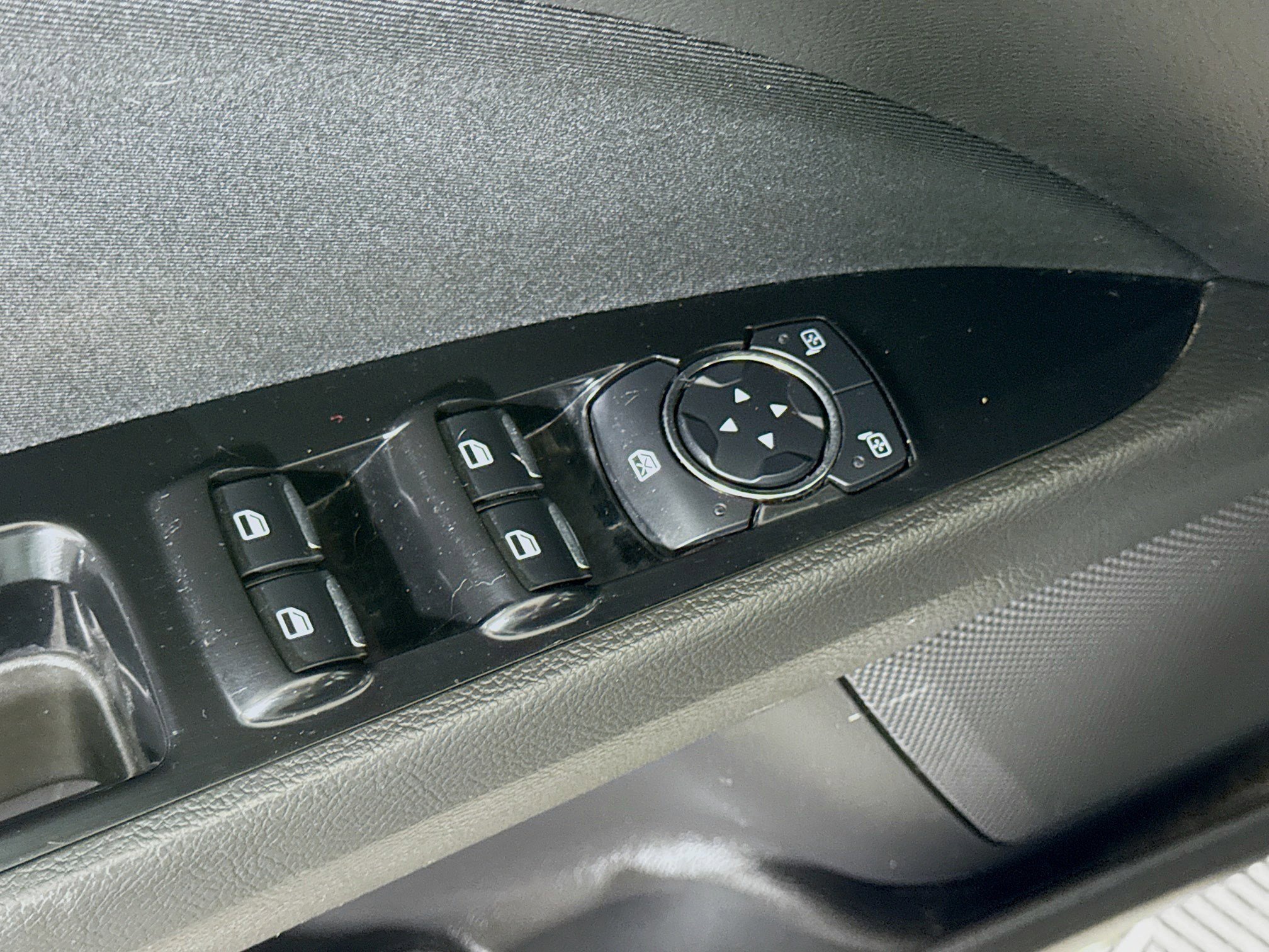 Used 2016 Ford Fusion SE image 23