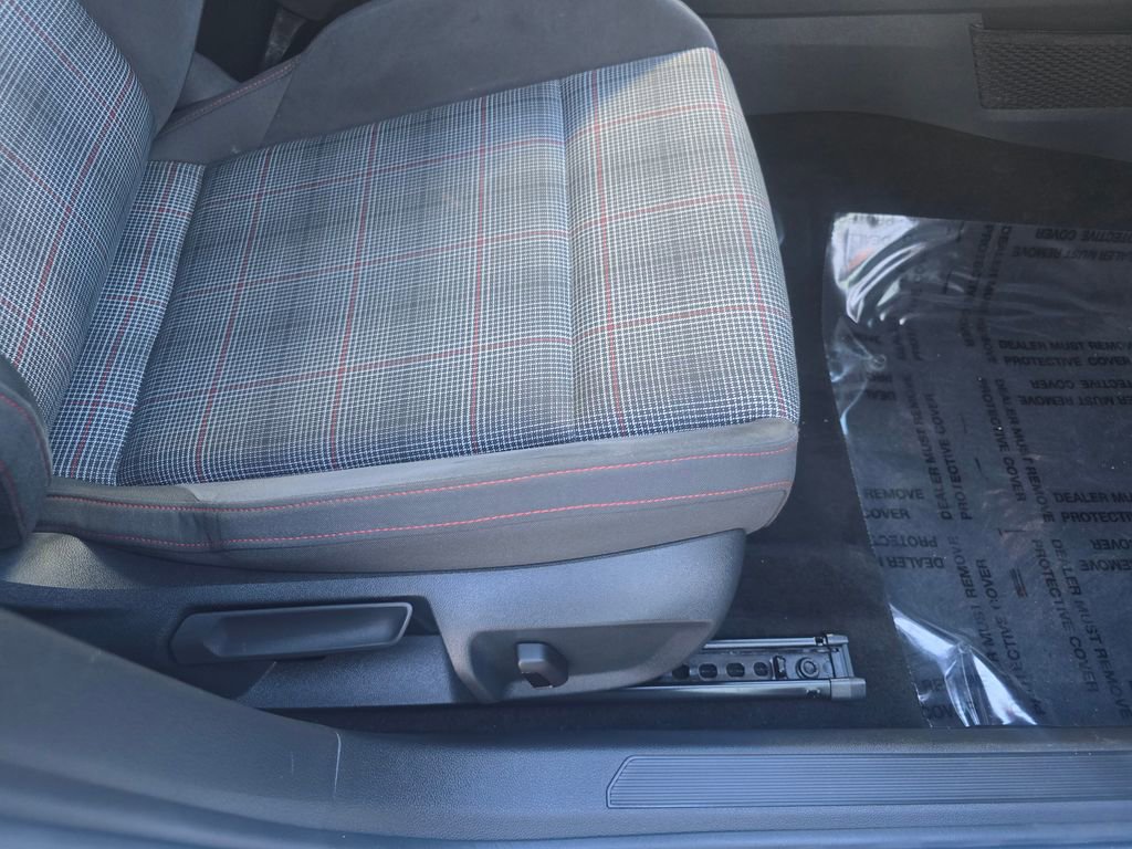 Used 2023 Volkswagen GTI Autobahn image 23