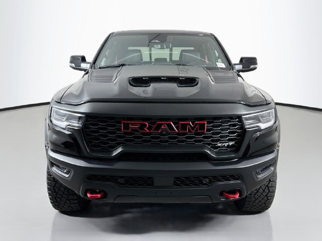 New 2027 RAM 1500 4x4 Crew Cab image 2
