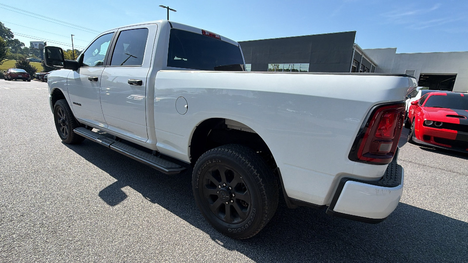 Used 2025 RAM 2500 Big Horn AWD/4WD image 10