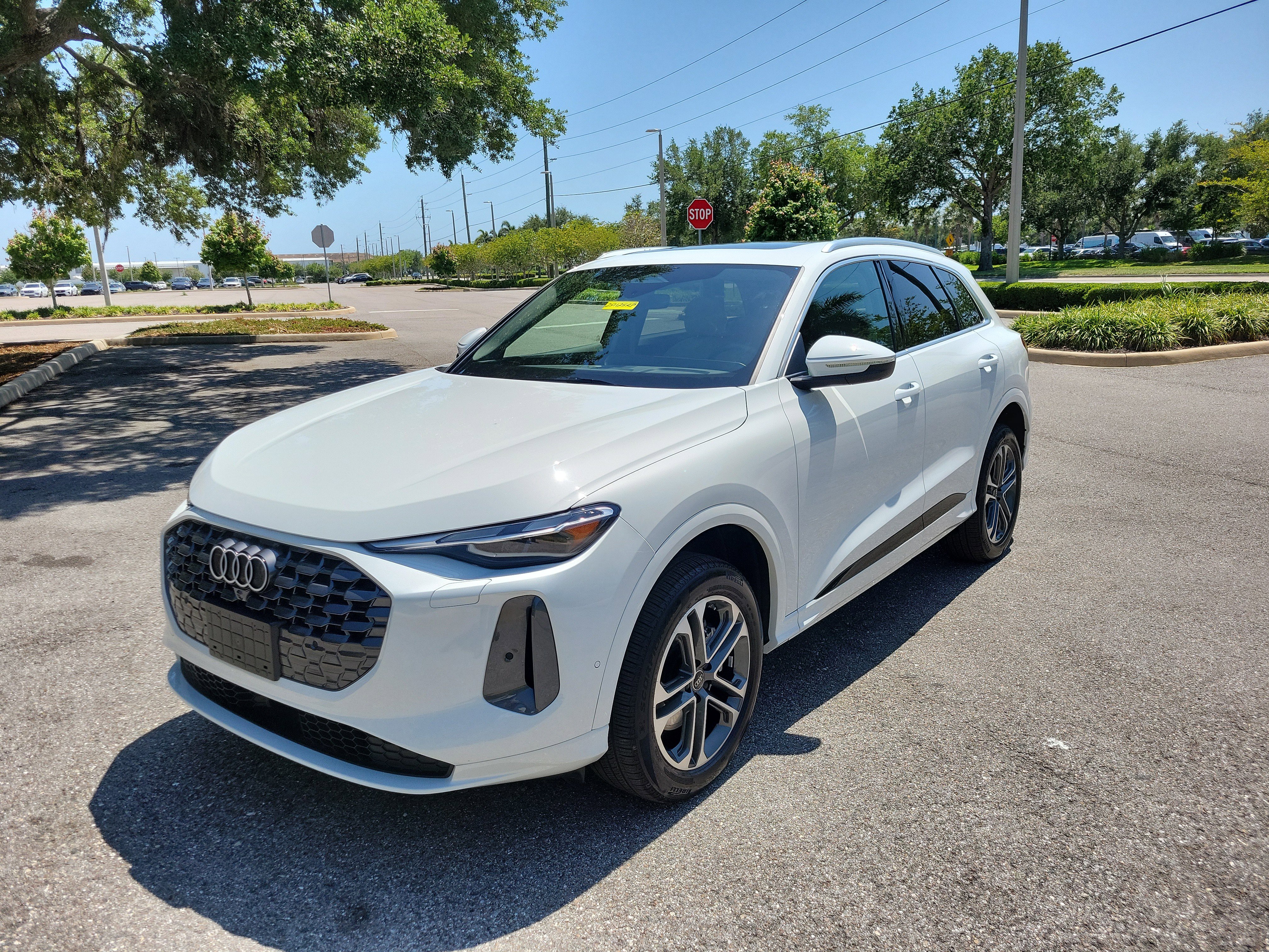 Used 2025 Audi Q5 Premium w/ Convenience Package AWD/4WD image 8