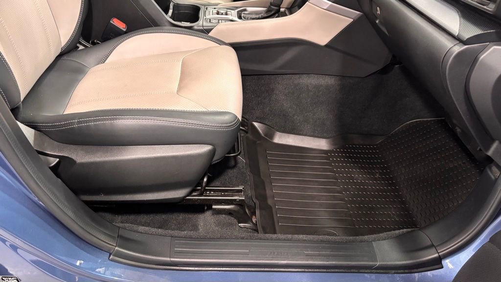 Used 2020 Subaru Forester Limited w/ Popular Package #3 image 17