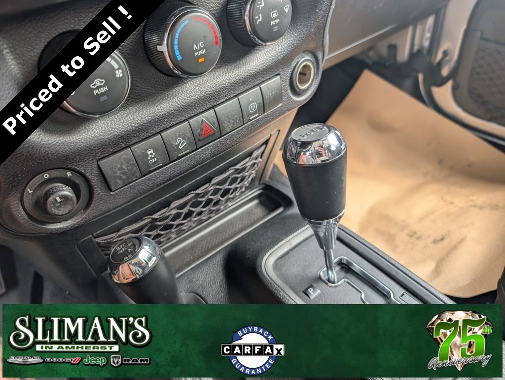 Used 2018 Jeep Wrangler Unlimited Sahara w/ Connectivity Group image 25