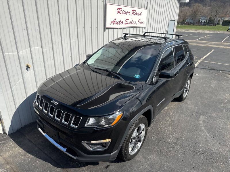 Used 2018 Jeep Compass Limited w/ Navigation Group AWD/4WD image 15