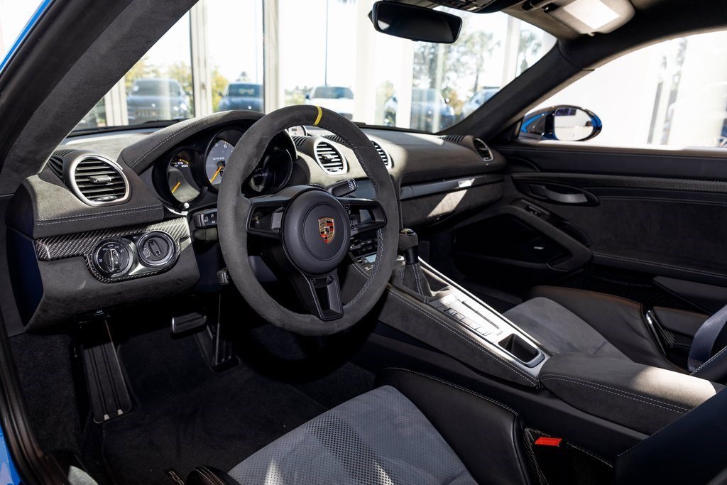 Used 2024 Porsche 718 Cayman GT4 RS image 32