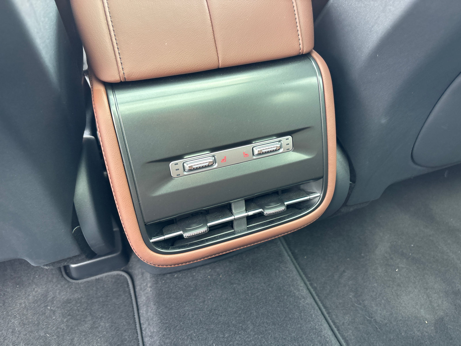 New 2026 Lincoln Nautilus Reserve AWD/4WD image 33