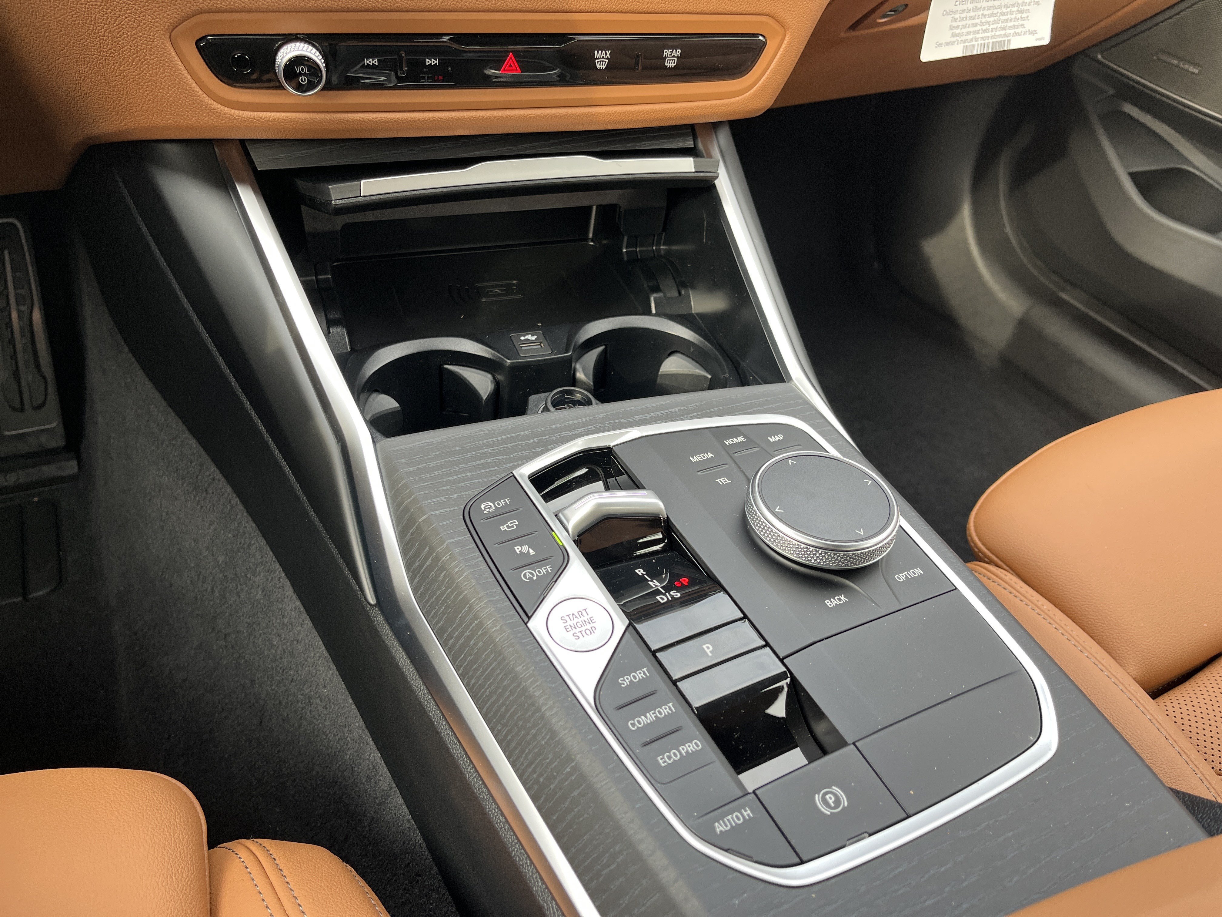New 2026 BMW 330i Sedan w/ M Sport Package RWD image 12