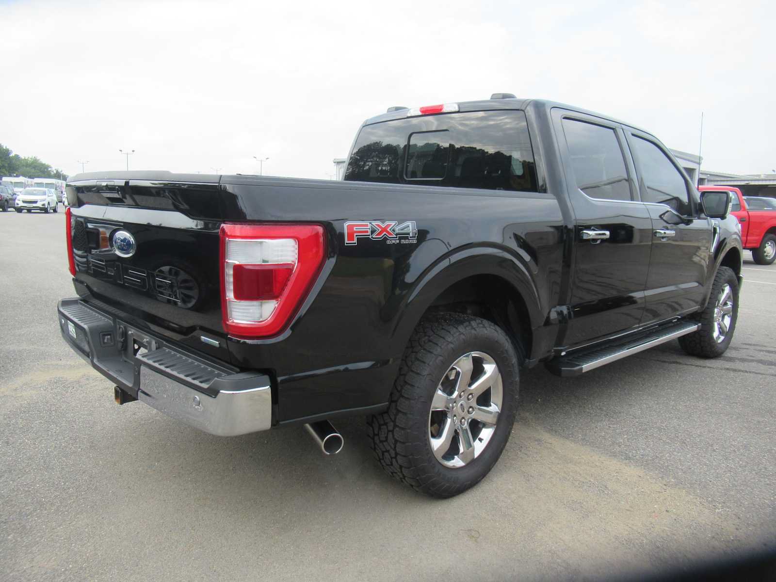Used 2023 Ford F150 Lariat w/ Trailer Tow Package AWD/4WD image 5