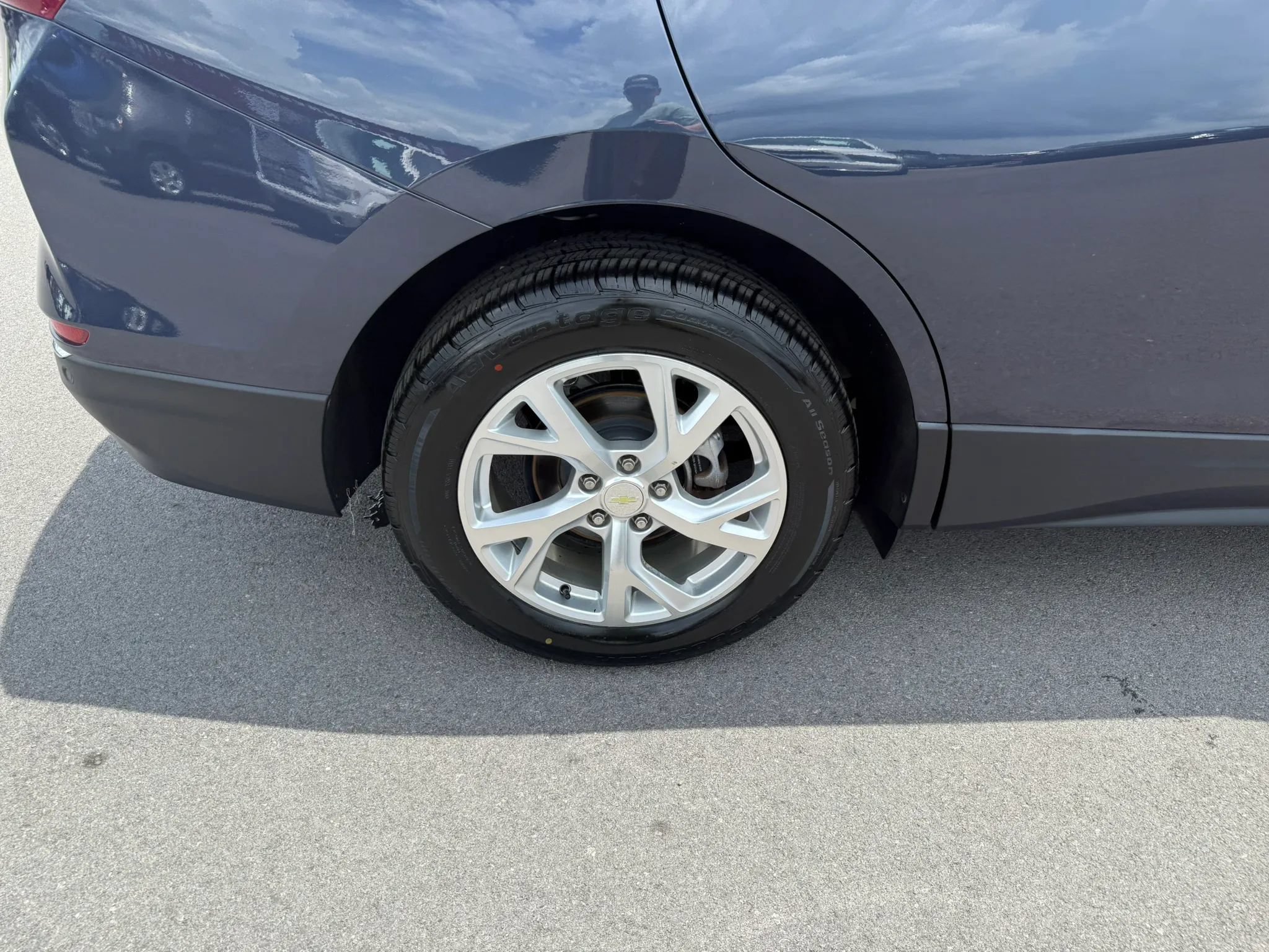 Used 2019 Chevrolet Equinox LT AWD/4WD image 18