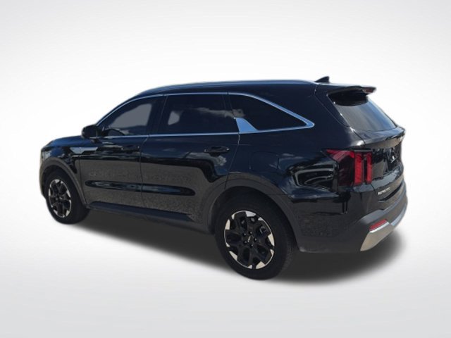 Used 2025 Kia Sorento S w/ Panoramic Sunroof Package FWD image 5