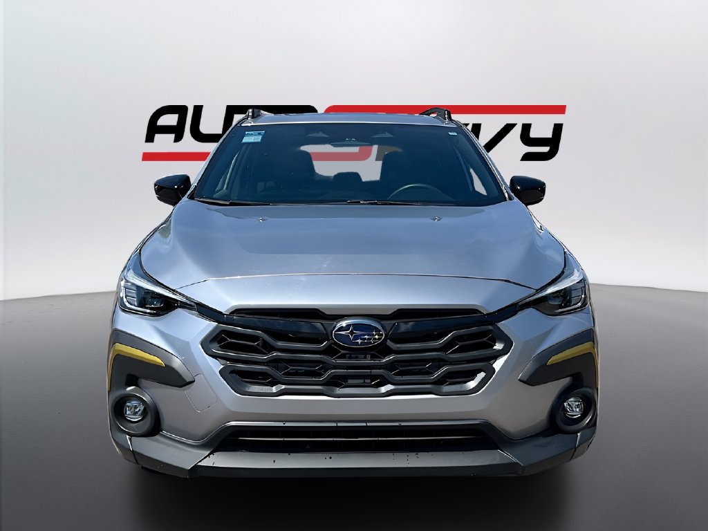 Used 2025 Subaru Crosstrek 2.5i Sport AWD/4WD image 2