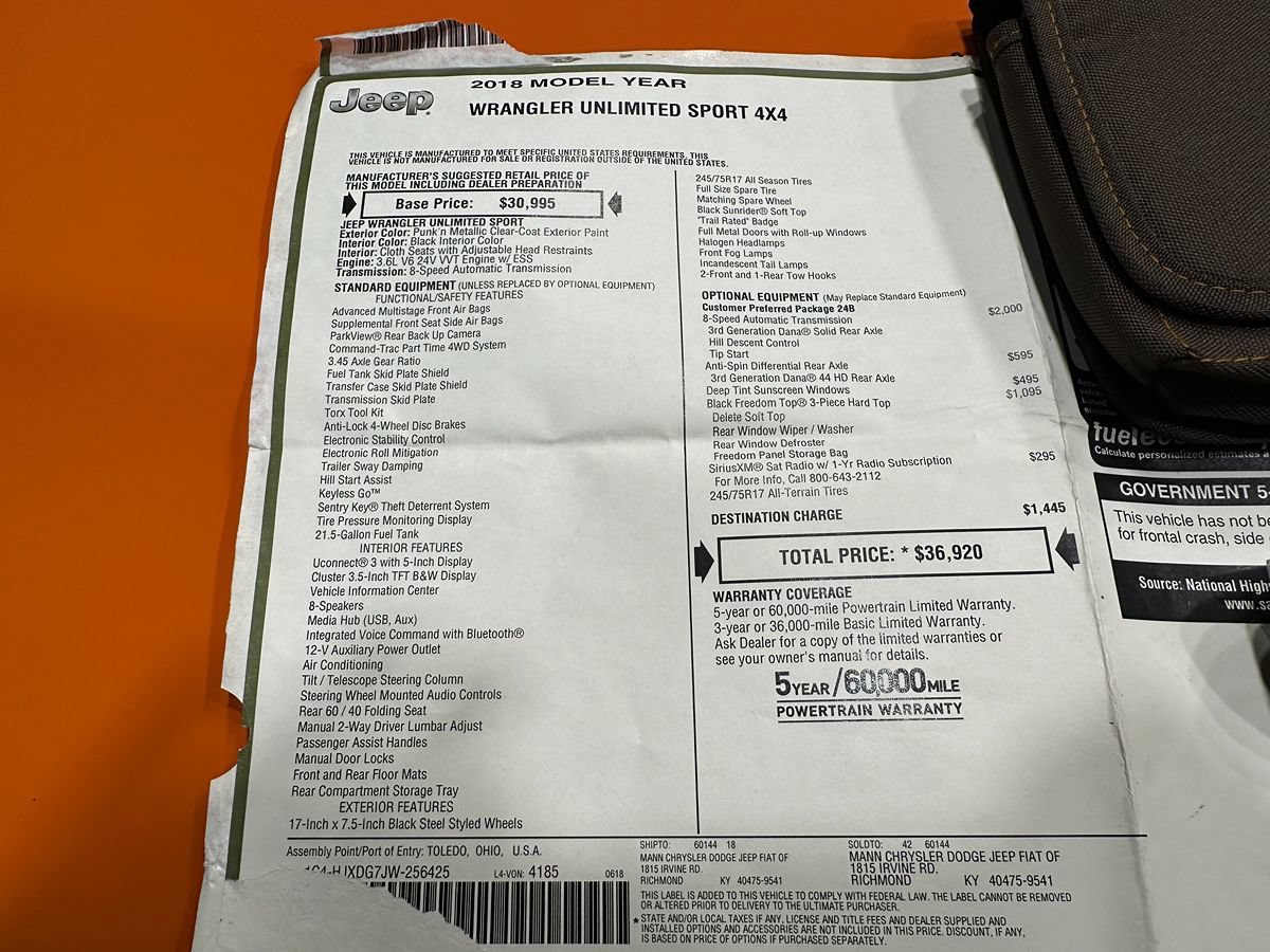 Used 2018 Jeep Wrangler Unlimited Sport AWD/4WD image 39