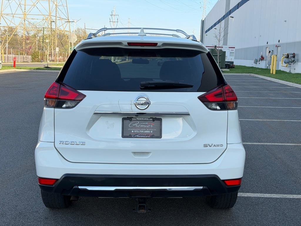 Used 2018 Nissan Rogue SV image 7