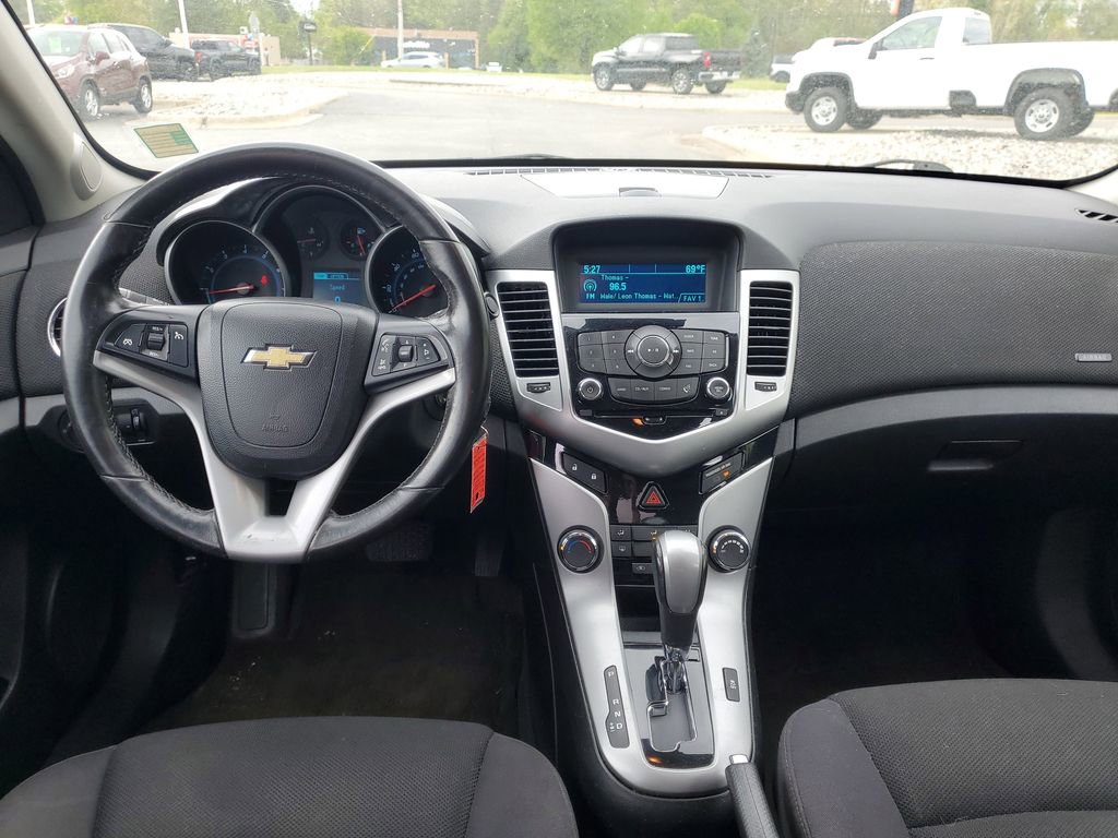 Used 2013 Chevrolet Cruze LT FWD image 21