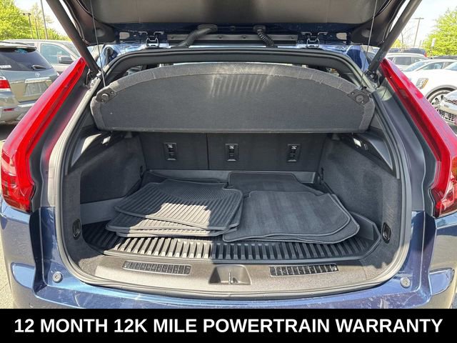 Used 2021 Cadillac XT4 Premium Luxury AWD/4WD image 9