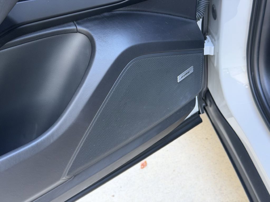 Used 2024 Porsche Cayenne Coupe image 24