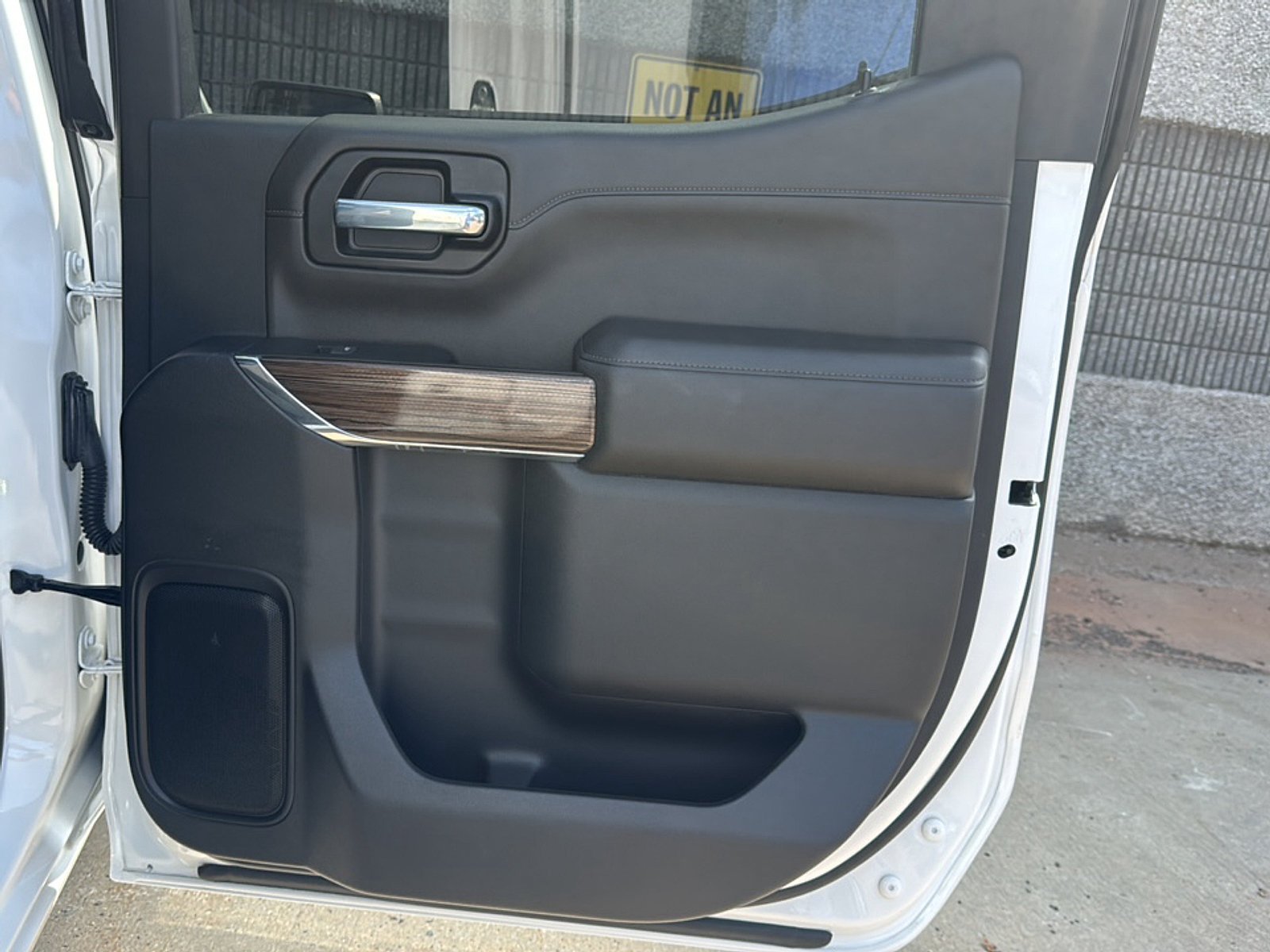 Used 2021 Chevrolet Silverado 1500 RST w/ Bed Protection Package AWD/4WD image 22