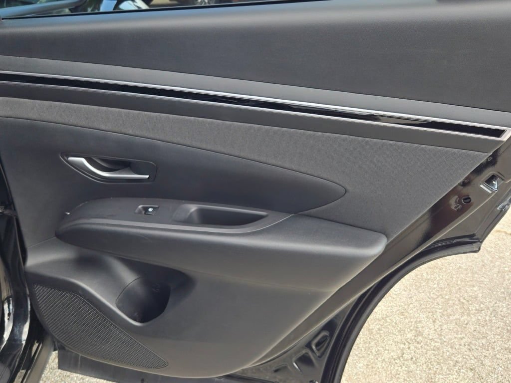 Used 2024 Hyundai Tucson SEL w/ Convenience Package FWD image 10