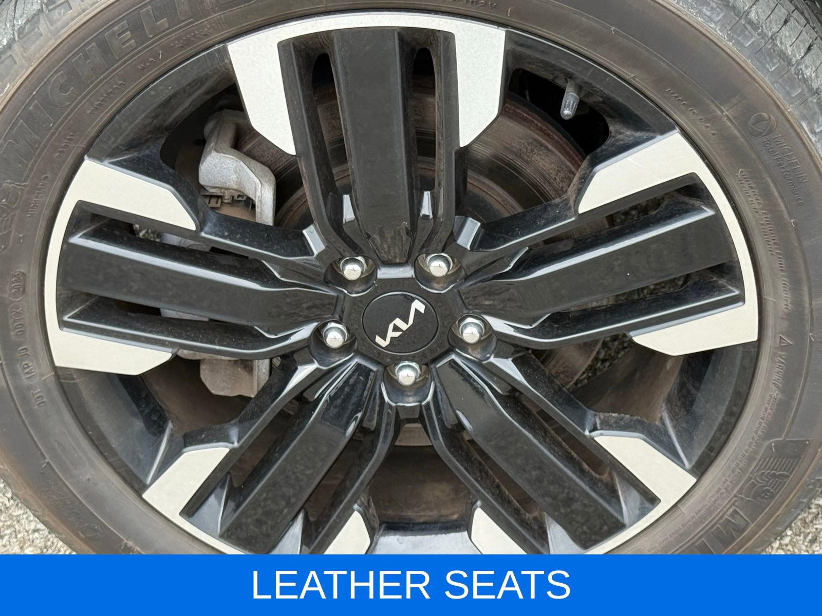 Used 2024 Kia Telluride SX Prestige AWD/4WD image 19
