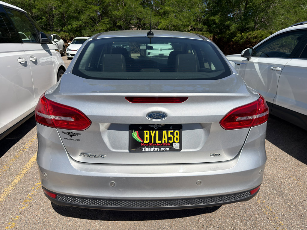 Used 2018 Ford Focus SEL w/ Cold Weather Package FWD image 13
