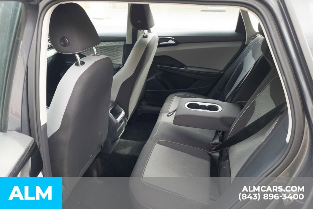 Used 2024 Volkswagen Taos S FWD image 17