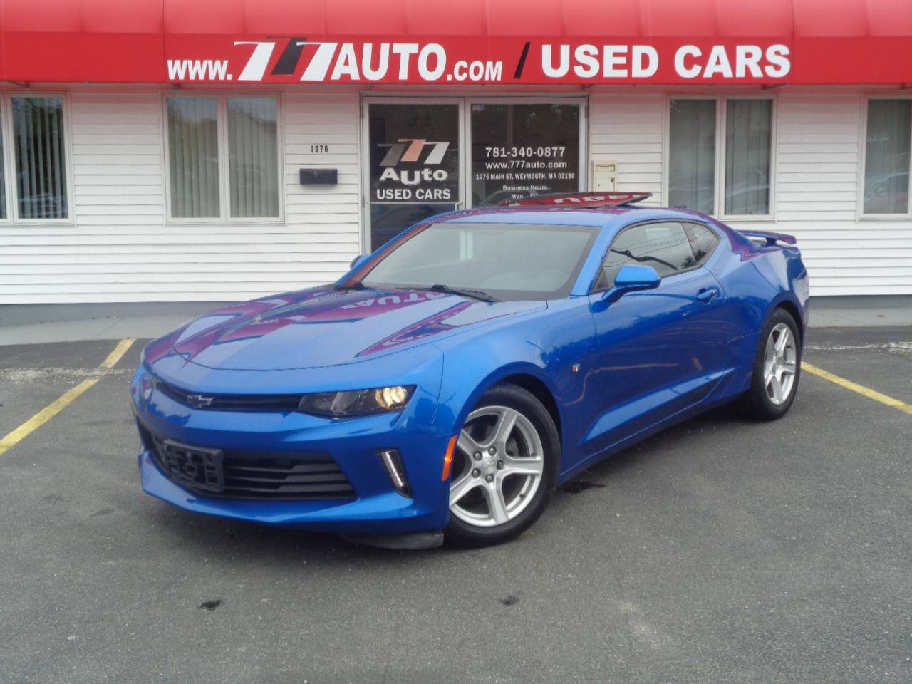Used 2017 Chevrolet Camaro LT RWD image 1