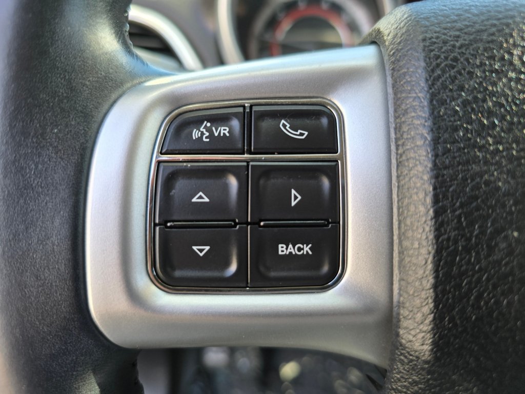 Used 2013 Dodge Journey SXT w/ Flexible Seating Group AWD/4WD image 4