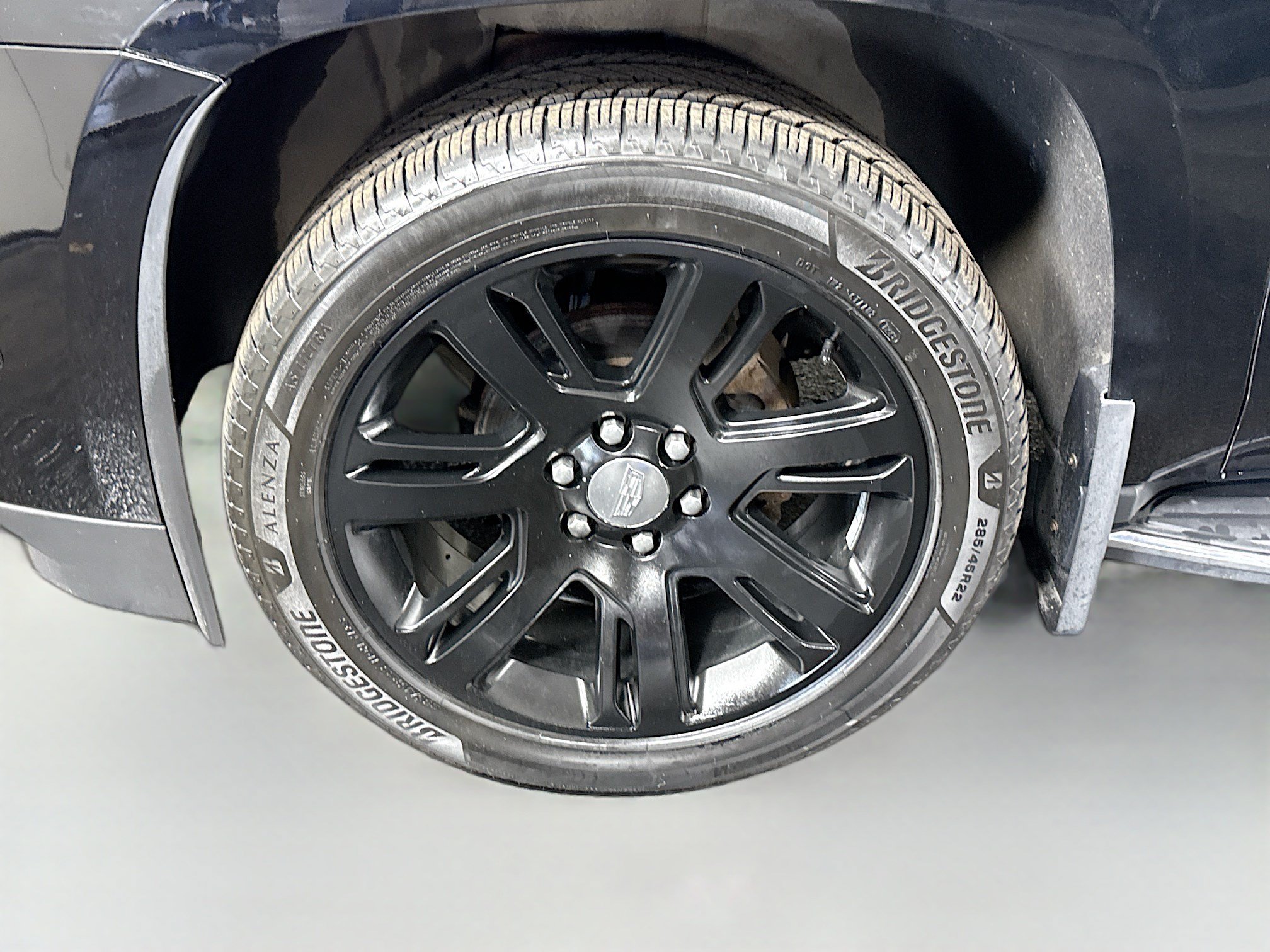 Used 2018 Cadillac Escalade Luxury AWD/4WD image 37