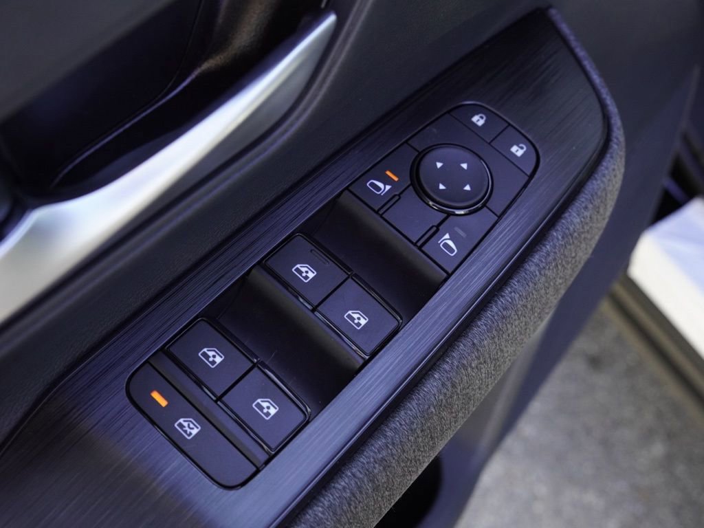 New 2026 Nissan Kicks SV FWD image 9