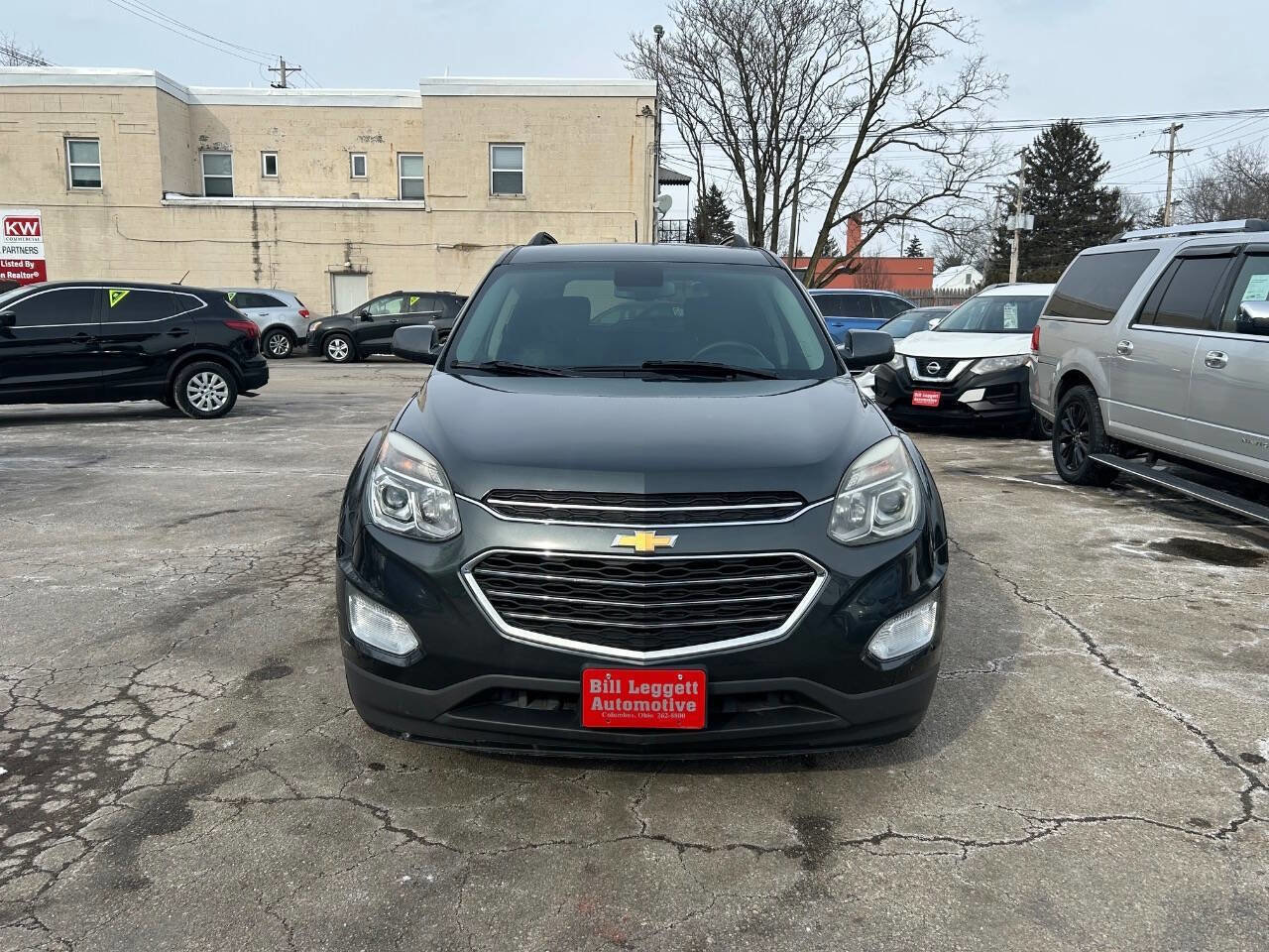 Used 2017 Chevrolet Equinox LT w/ Convenience Package image 3