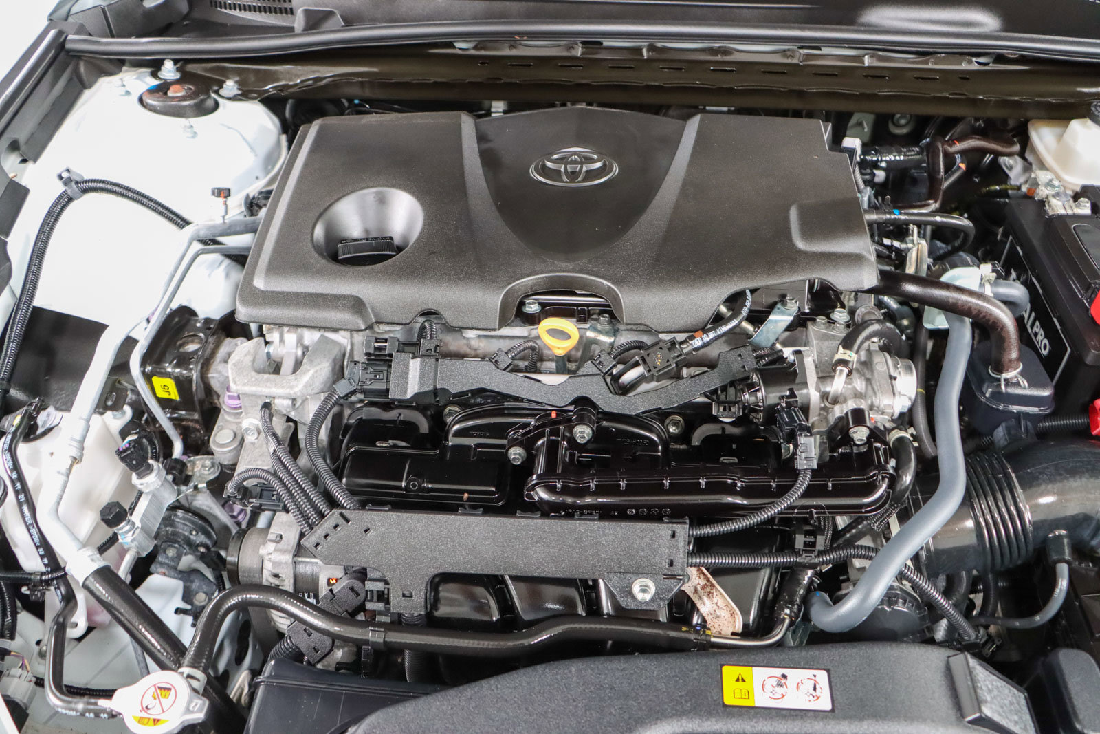 Used 2023 Toyota Camry SE w/ Convenience Package FWD image 28