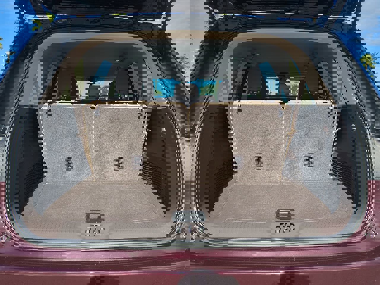 Certified 2023 Lincoln Aviator AWD w/ Class IV Trailer Tow Package image 13