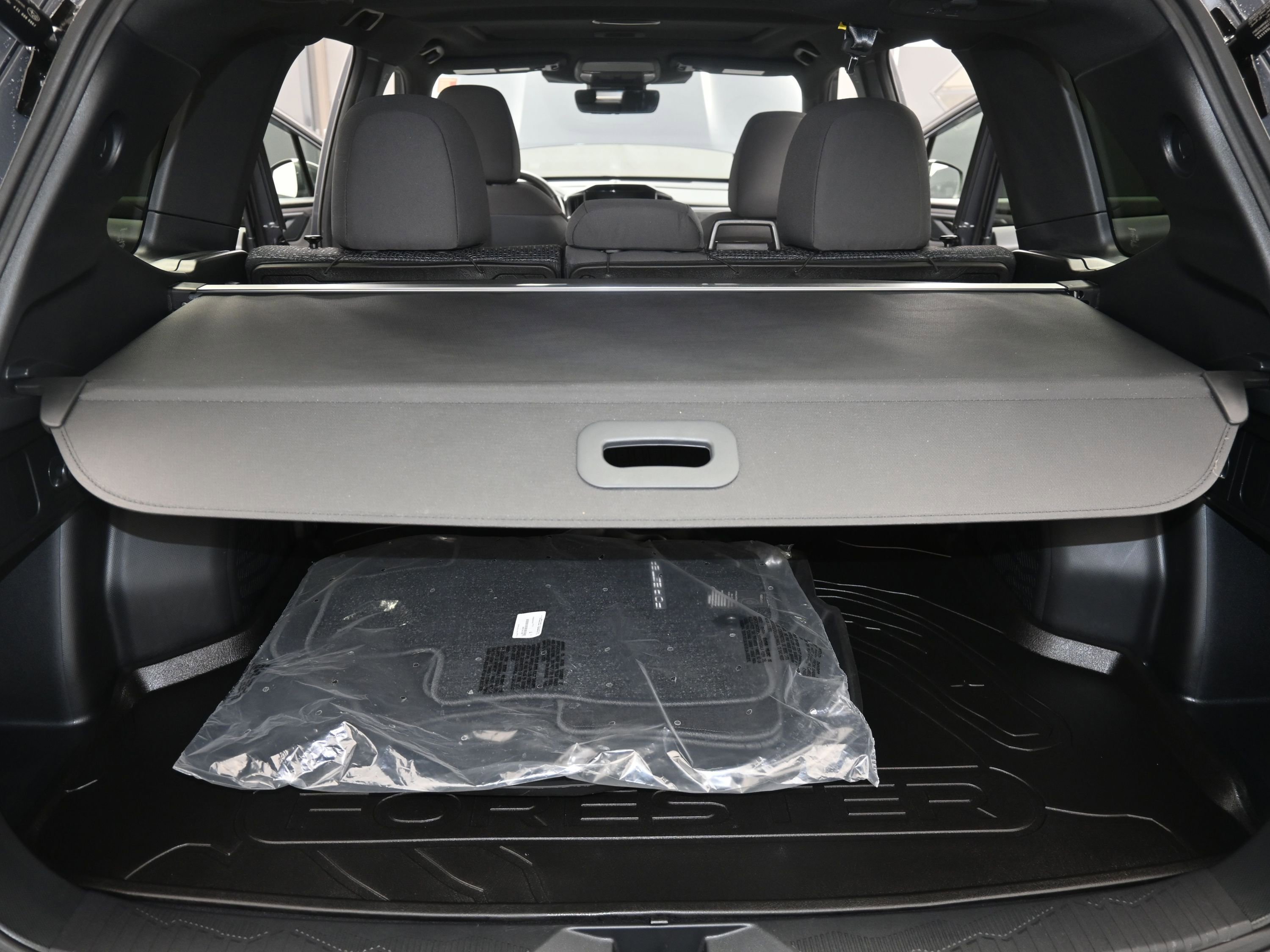 Used 2025 Subaru Forester Premium image 24