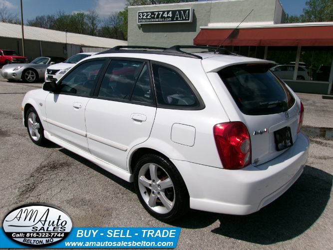 Used 2003 MAZDA Protege5 FWD image 3