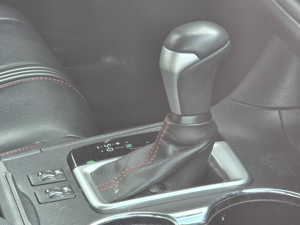 Used 2019 Toyota Highlander SE AWD/4WD image 17
