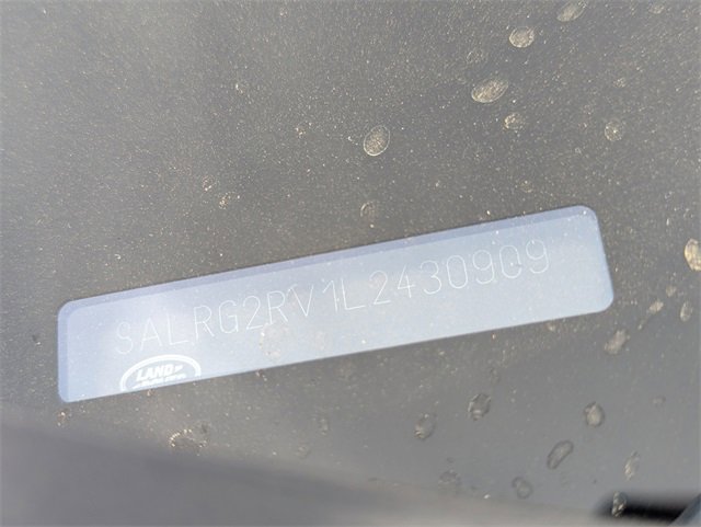 Used 2020 Land Rover Discovery SE image 12